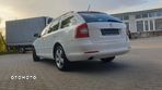 Skoda Octavia Combi 2.0 TDI DPF Ambition - 32