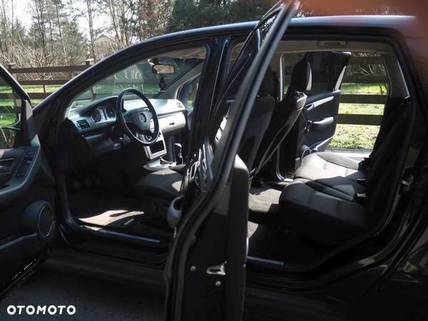 Mercedes-Benz Klasa B 150 BlueEFFICIENCY - 18