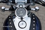 Suzuki Intruder - 26