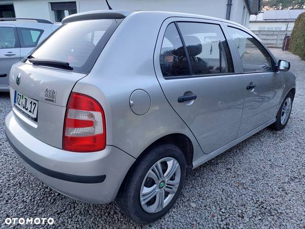 Skoda Fabia 1.2 HTP Active - 4