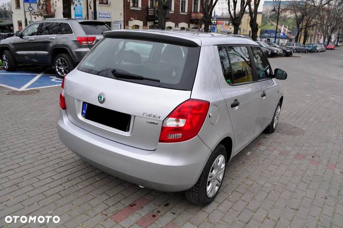 Skoda Fabia - 4