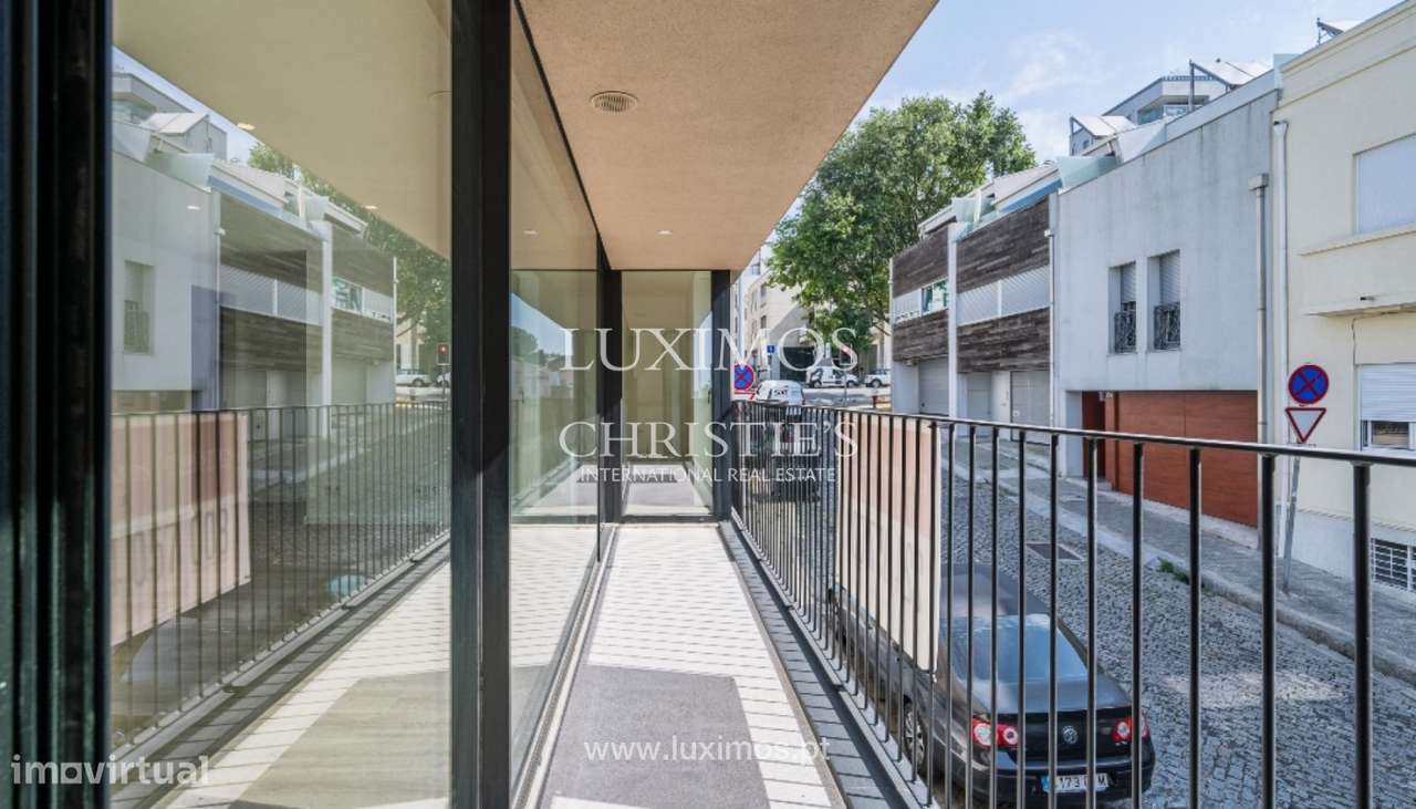 Apartamento T1 novo com varanda para venda em Cedofeita no Porto - Grande imagem: 2/13