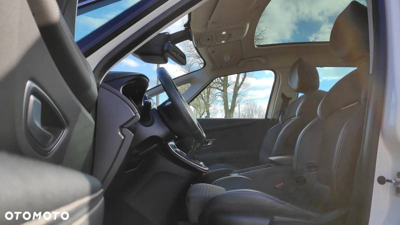 Renault Grand Scenic BLUE dCi 150 BOSE EDITION - 9