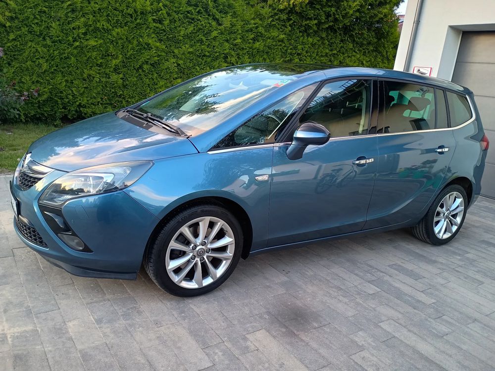 Opel Zafira C Tourer 2.0 CDTI Automatik Edition 2013