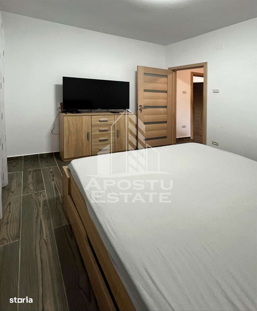 Apartament 2 camere, semidecomandat  zona Micalaca - Imagine principală: 5/9
