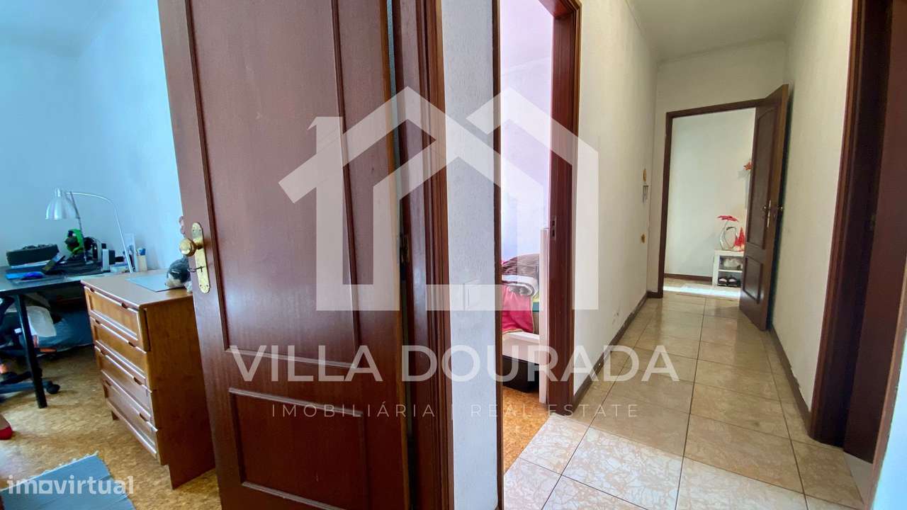 apartamento T2+1 na Urbanização dos altos Maia-12