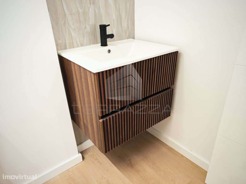 Apartamento novo T1 com terraço - Porto-13