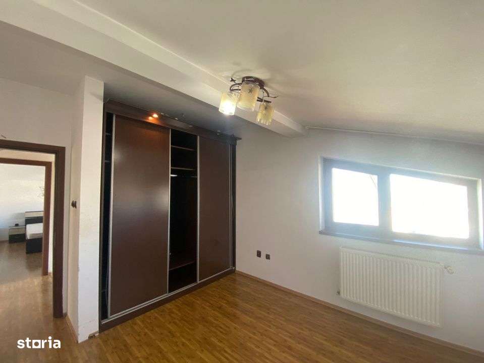 TUR VIRTUAL! Vila P+1+M pe Colt – 325mp Utili, Curte Amenajata 590mp-12