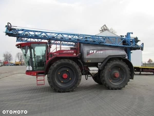 Horsch Leeb 230 pt - 7