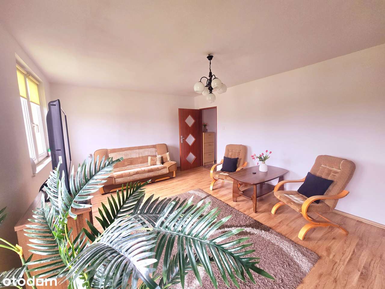 Bezczynszowe - 2-pokojowe - garaż- ogródek- pomieszczenia gospodarcze-1