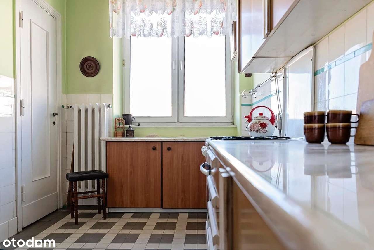 4 pokoje; 99 m² w sercu Łodzi – kamienica z CO; balkon; 3,2m wysokości-9