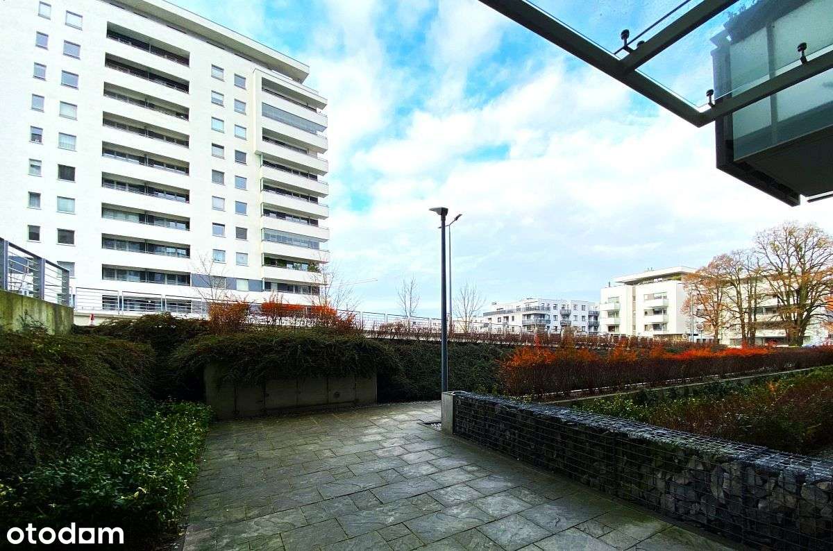 2 pok/ Taras/komórka lok/Winda-13