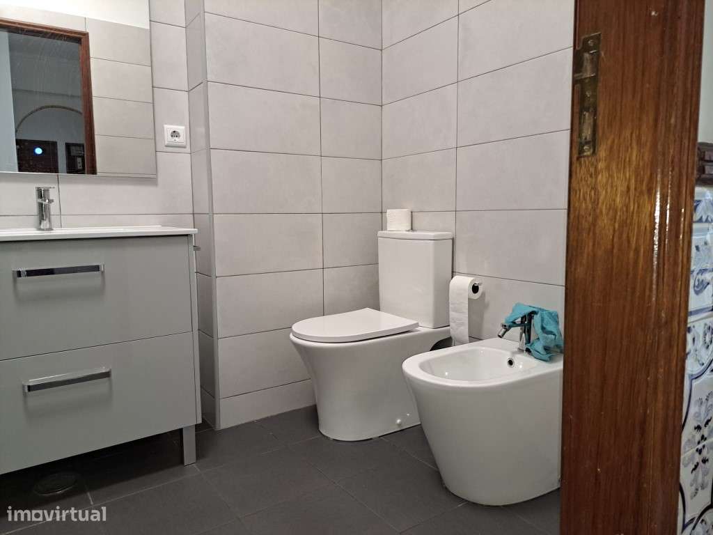 Apartamento T3 com garagem box-14