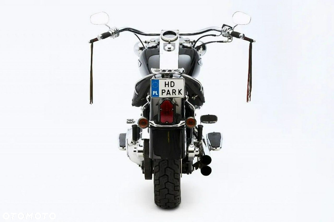 Harley-Davidson Softail Deluxe - 4