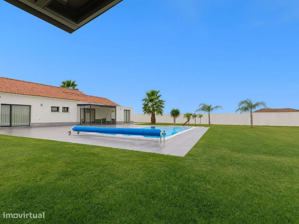 Exclusiva Moradia Térrea T3 | 2.000 m² | Piscina Aquecida | Anexo C...-27