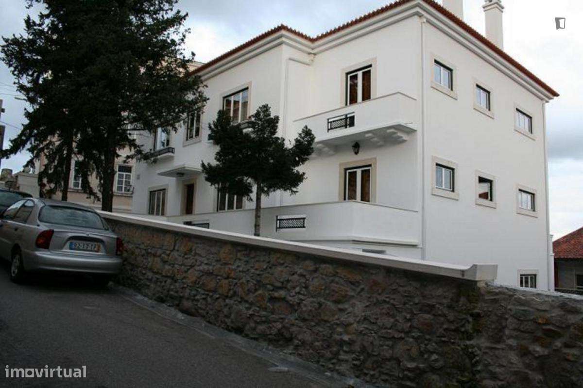 Quarto - localizado em  Coimbra - Grande imagem: 4/7