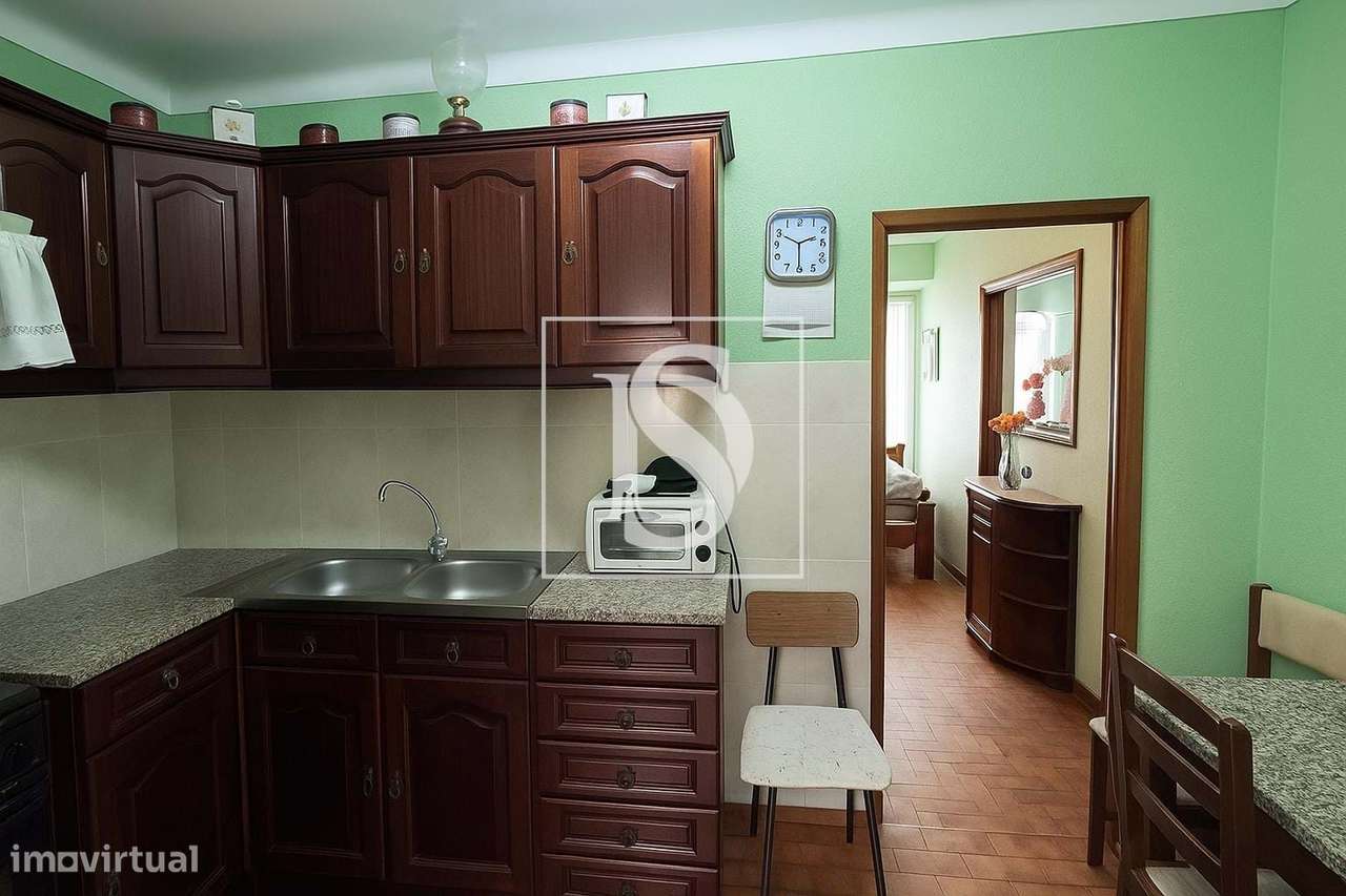 Moradia Tradicional com Terreno em Turquel (Alcobaça)-6