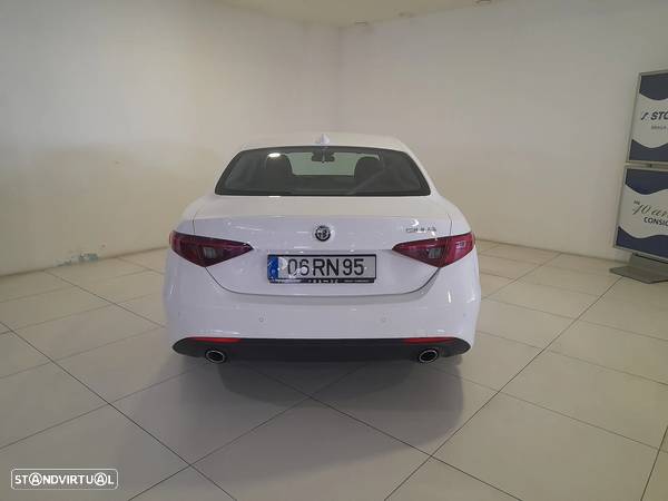 Alfa Romeo Giulia 2.2 D Super - 7