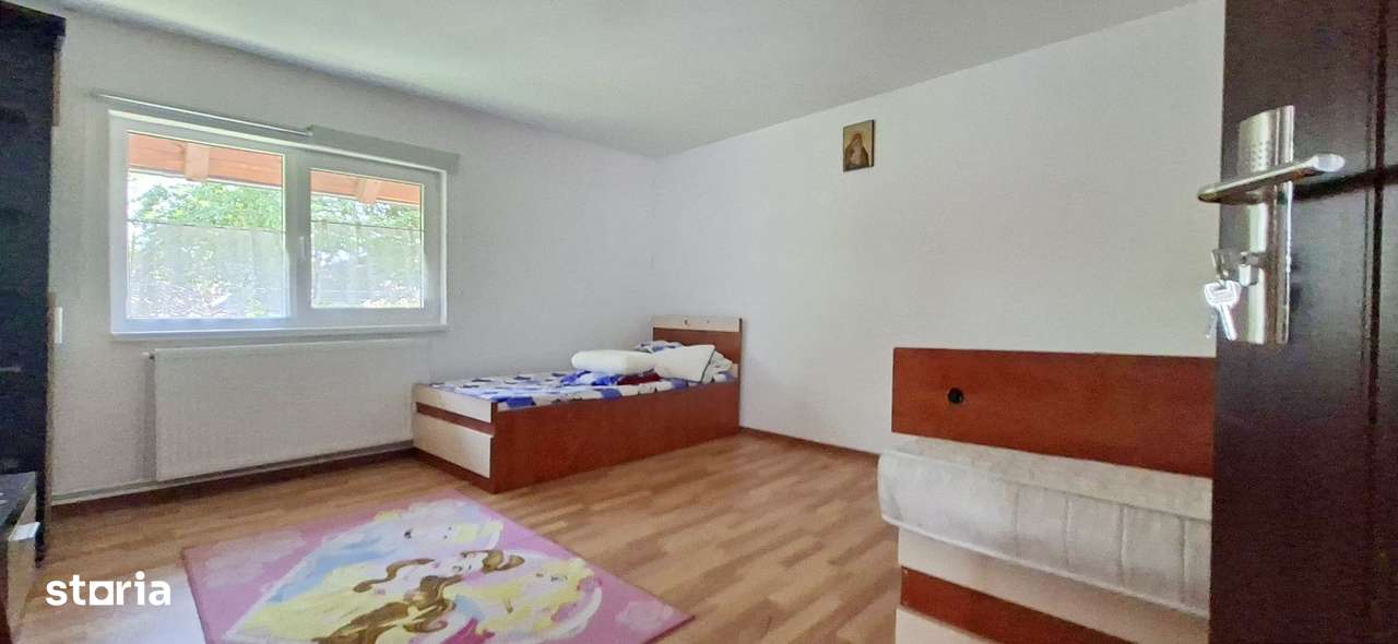 Casă deosebită cu garsonieră separată – Vulcan - Imagine principală: 4/18