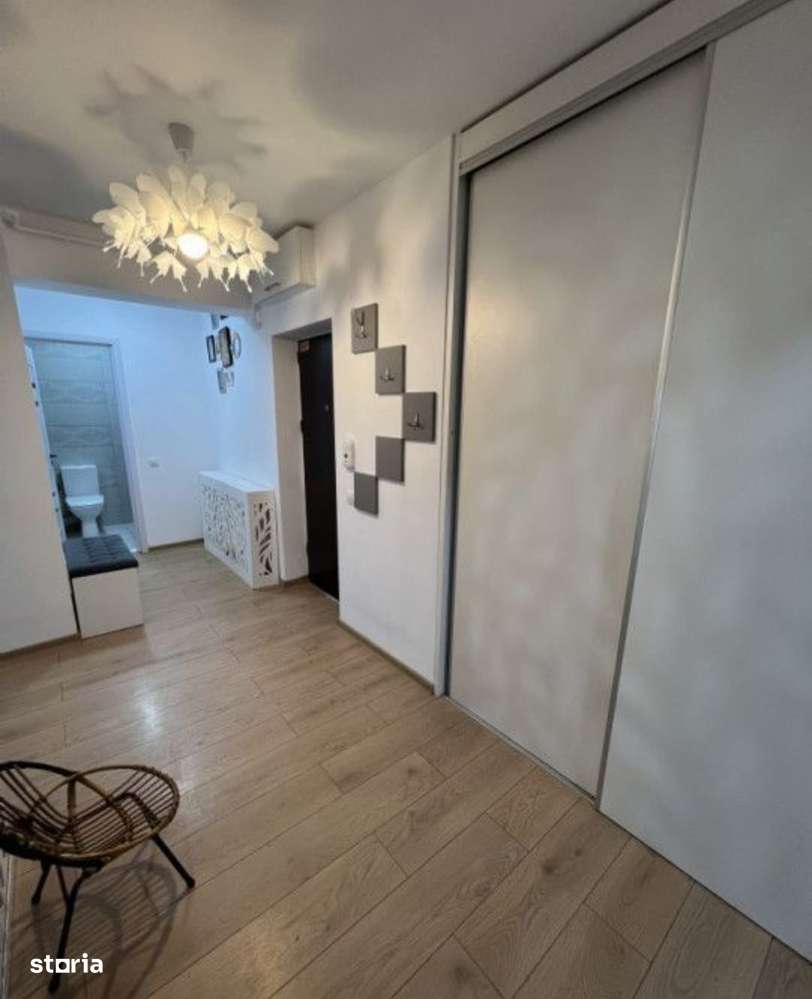 APARTAMENT 3 CAMERE BACOVIA FIALD-11