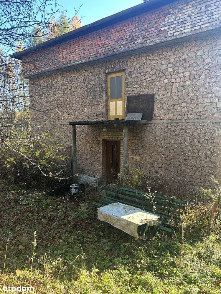 Dom pod lasem ze stodołą !  z potemcjałem , do remontu, ok. Krakowa-3