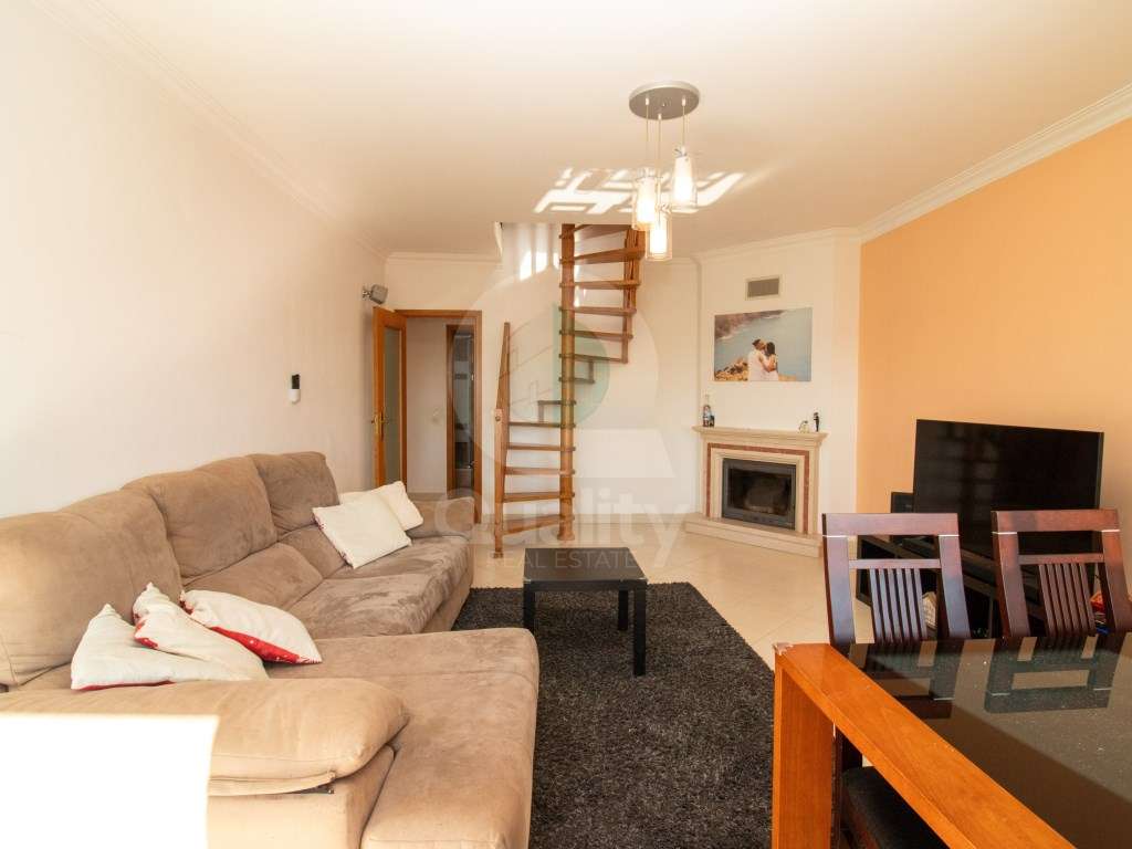 T3+2 DUPLEX ALHOS VEDROS-7