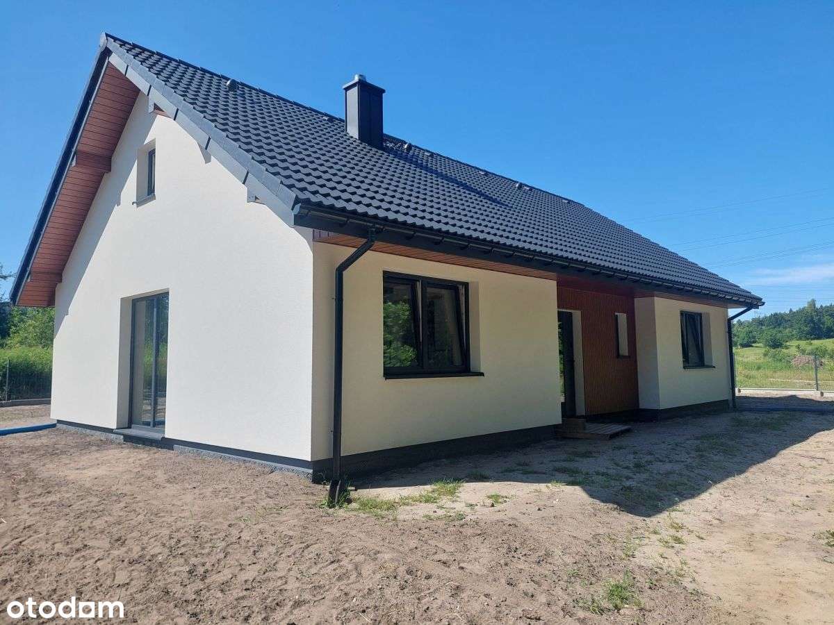 Atrakcyjny dom w spokojnej okolicy pod lasem-0