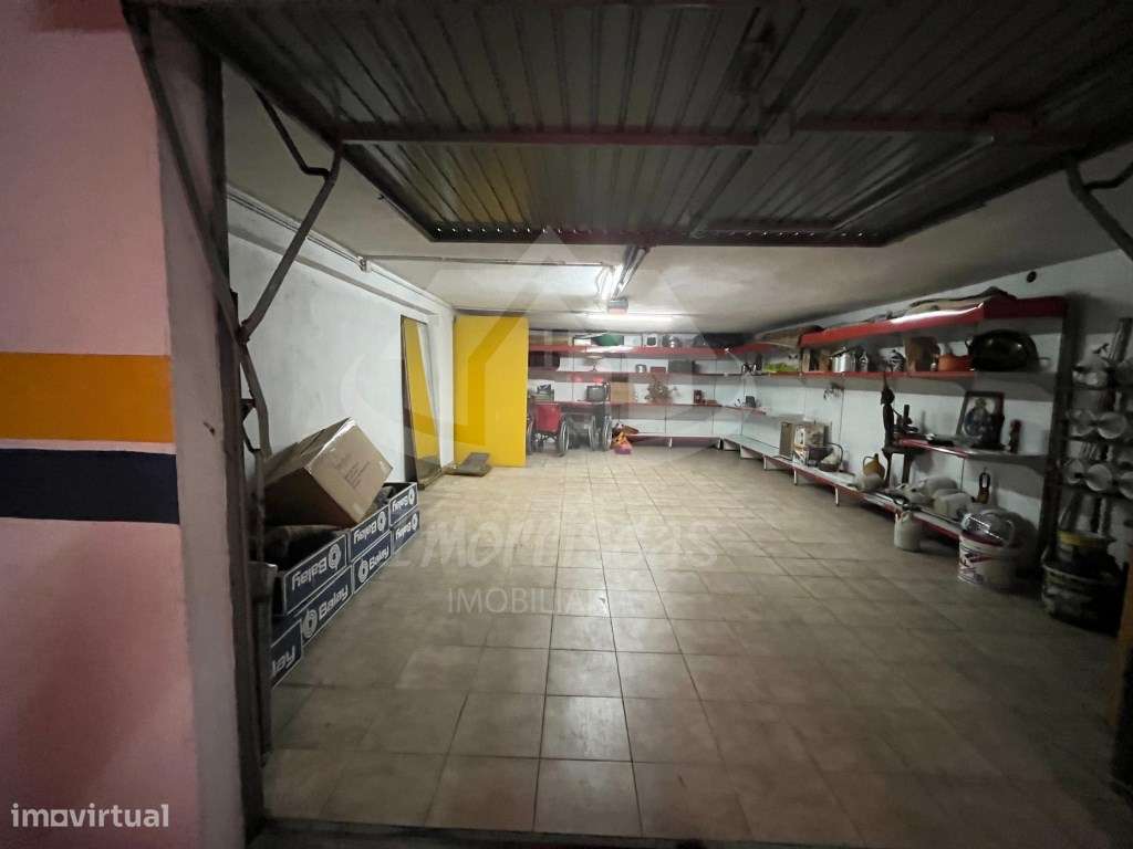 Apartamento T3 com box no Forte da Casa-30