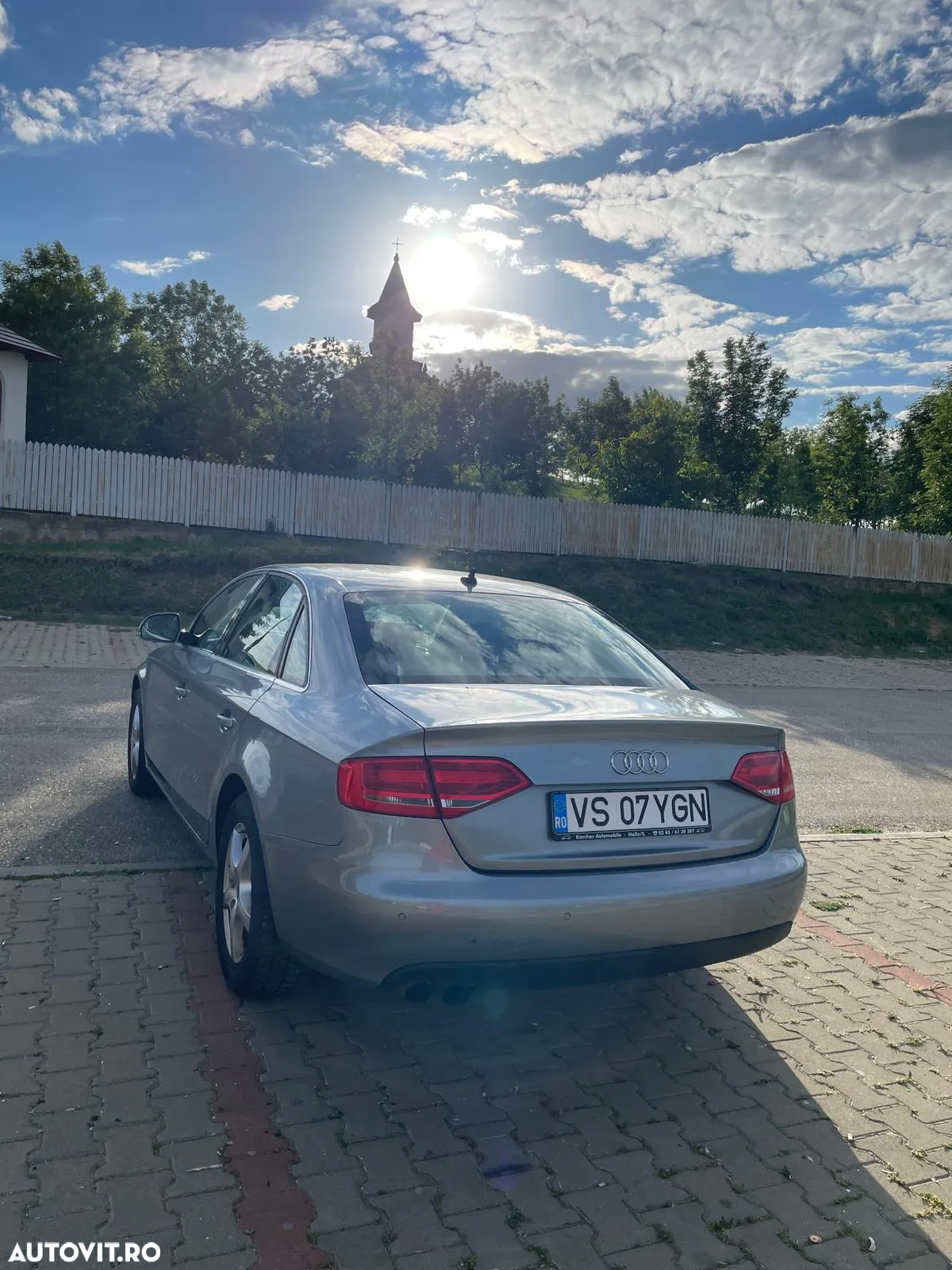 Audi A4 - 4