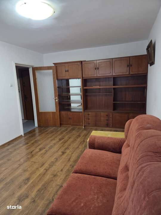 Apartament 3 camere decomandat Militari - Valea Lunga