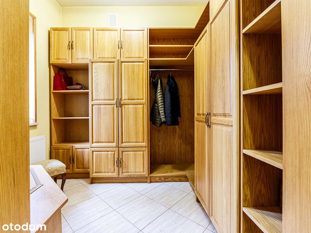 Piękny dom z garażem w okolicy Zalewu Zegrzyńskiego-17