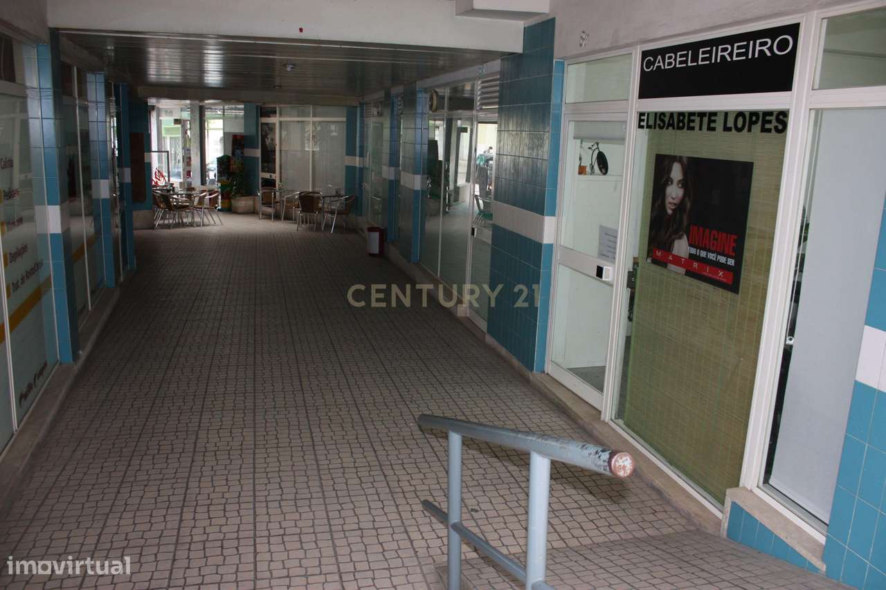 Loja em Cacilhas - Grande imagem: 3/7