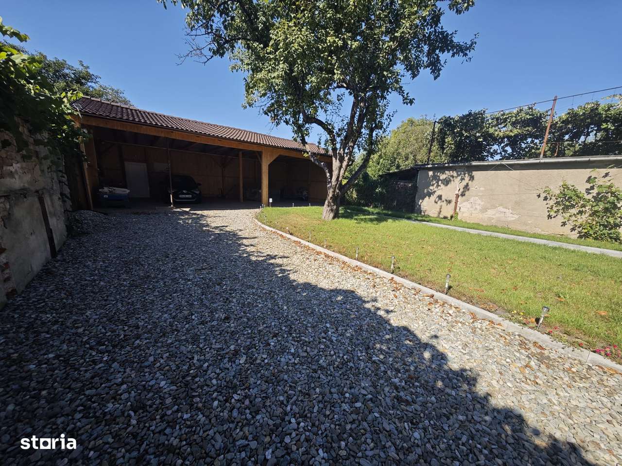 Casa de vânzare Fagaras, Trandafirilor - Imagine principală: 4/14