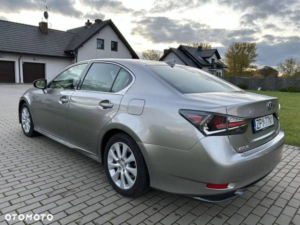 Lexus GS 300h - 7