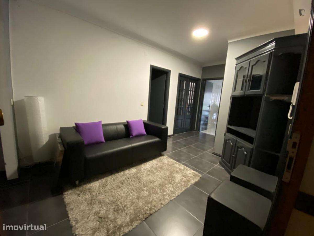 Quarto - localizado em Sé de Braga e São Lázaro Braga - Grande imagem: 2/20