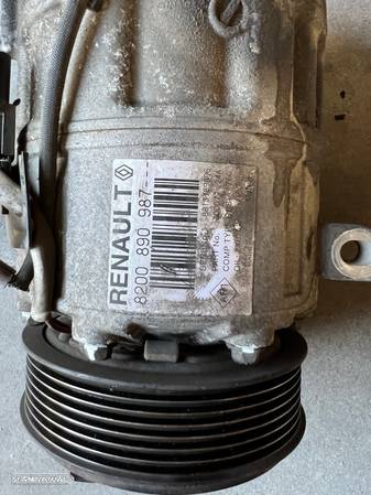 Compressor de Ac Renault Laguna 2.0 DCI Ref: 8200 890 987 - 2