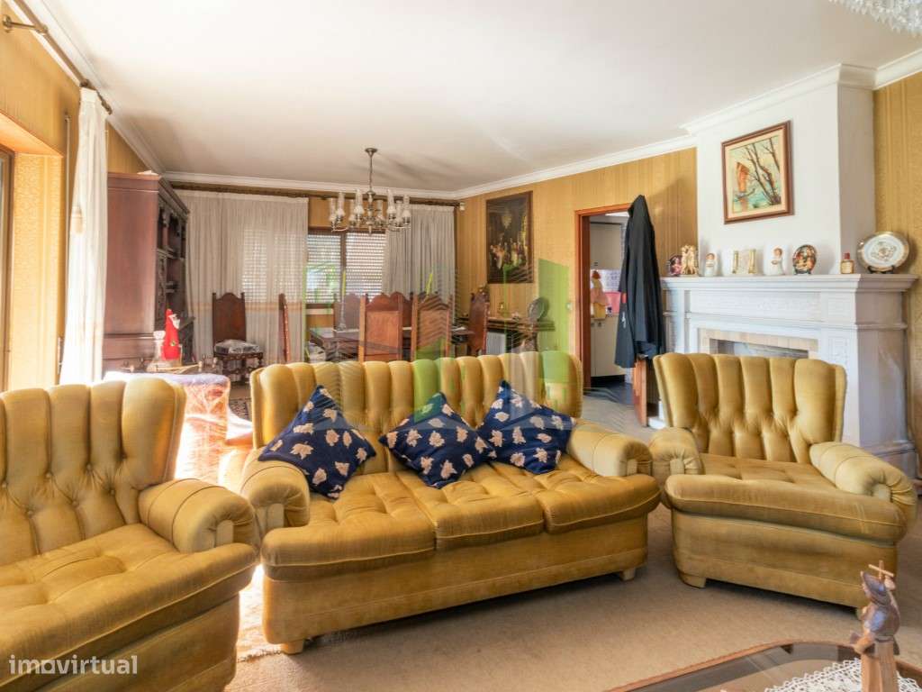 Moradia BI-FAMILIAR com piscina e campo de Tenis em Coimbra - Grande imagem: 3/30