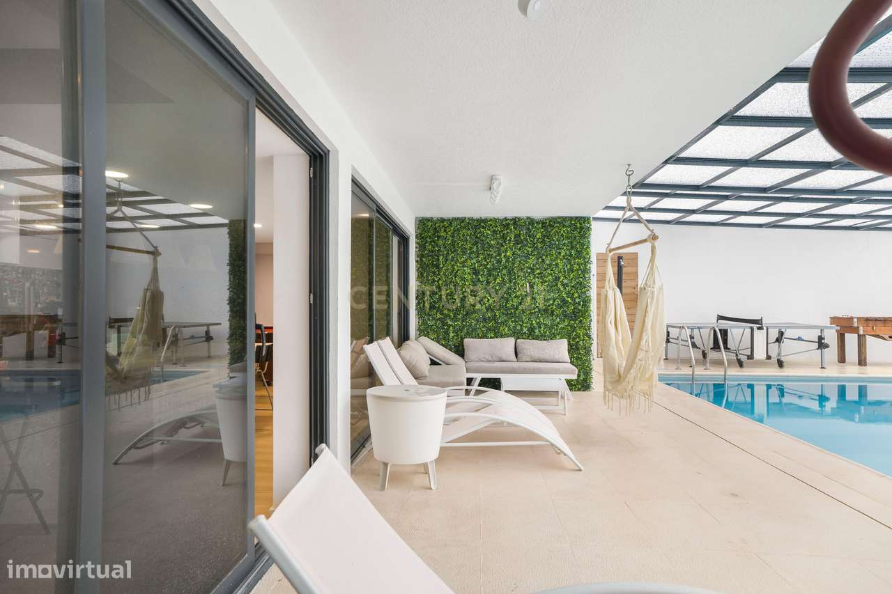 Qualidade de Vida e Bom Gosto nos Jardins de Santiago - 4 Quartos e 3-14