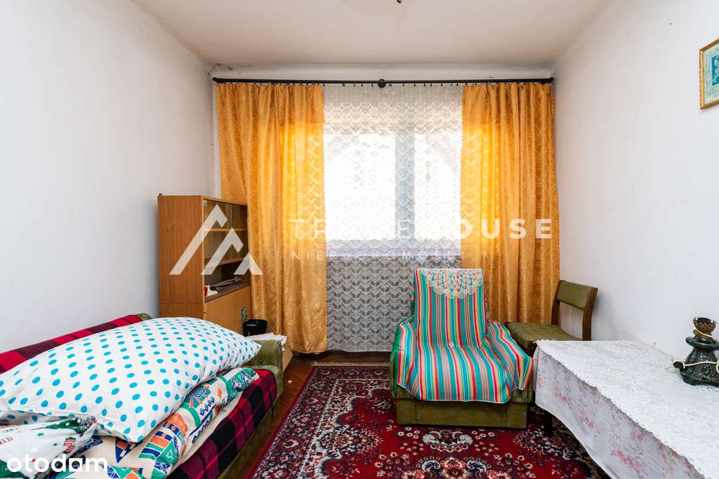 Dom jednorodzinny w spokojnej okolicy.-10