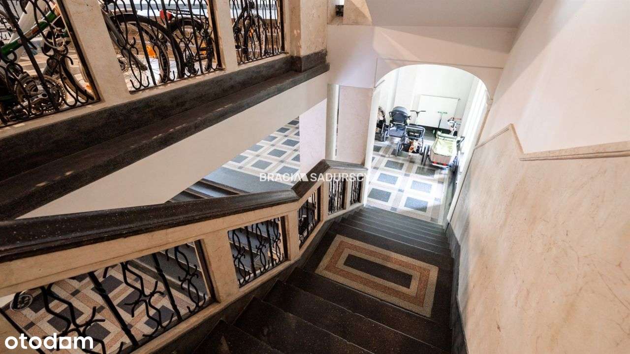 Dwa pokoje, jasne, wysokie. Doskonałe.-14