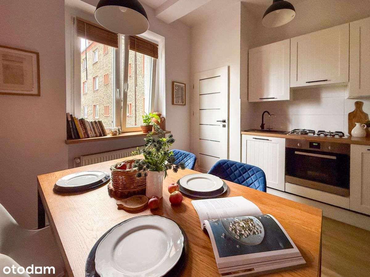 Klimatyczne Mieszkanie W Centrum Bytomia - Pełny obrazek: 3/13