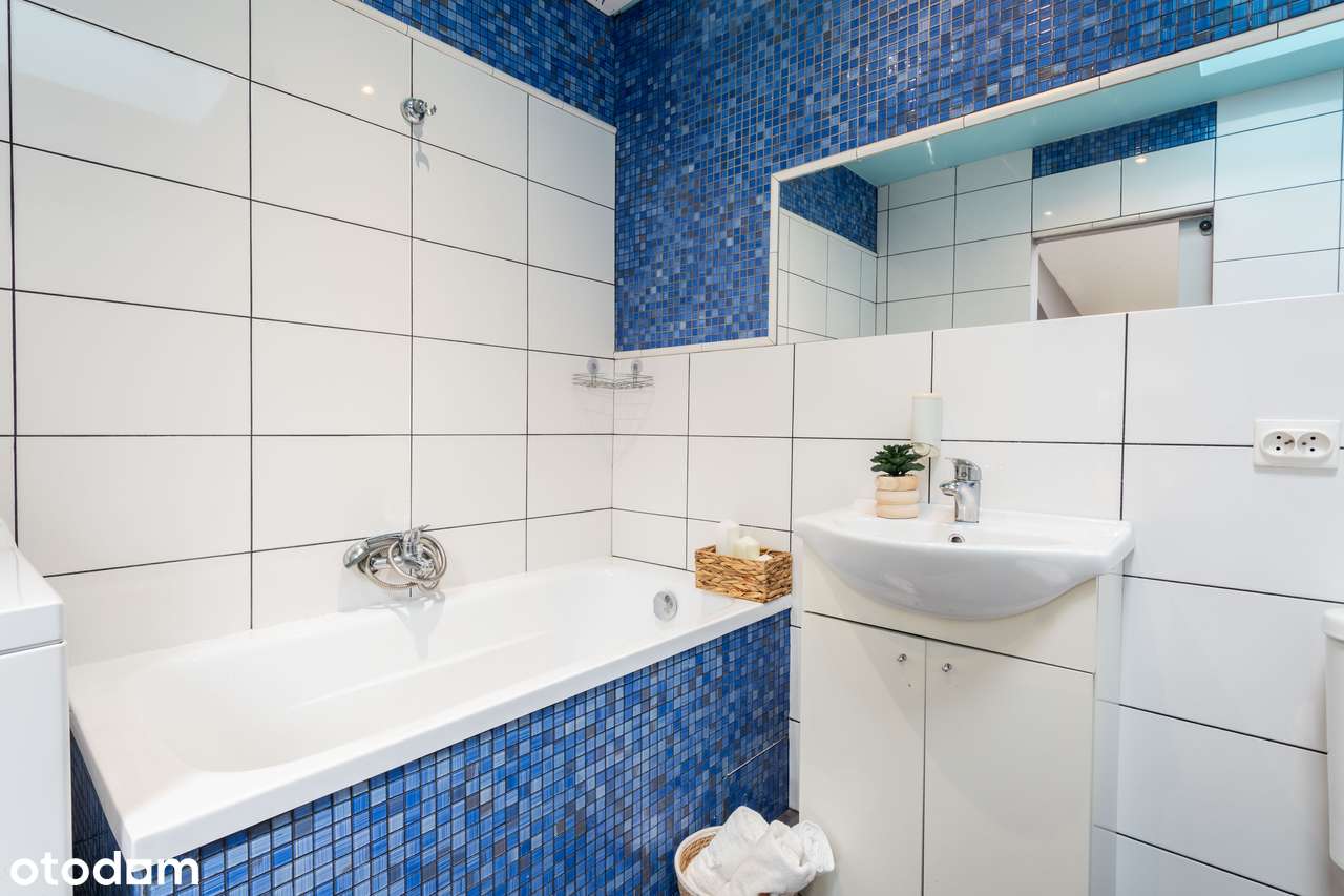 przy lesie I 3 min od S17/S2 I 20 min do Centrum-13