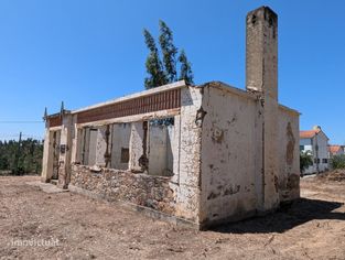 Edifício de pedra 166m2 implantada num terreno de 3704m2, Vila de Rei - Grande imagem: 3/25