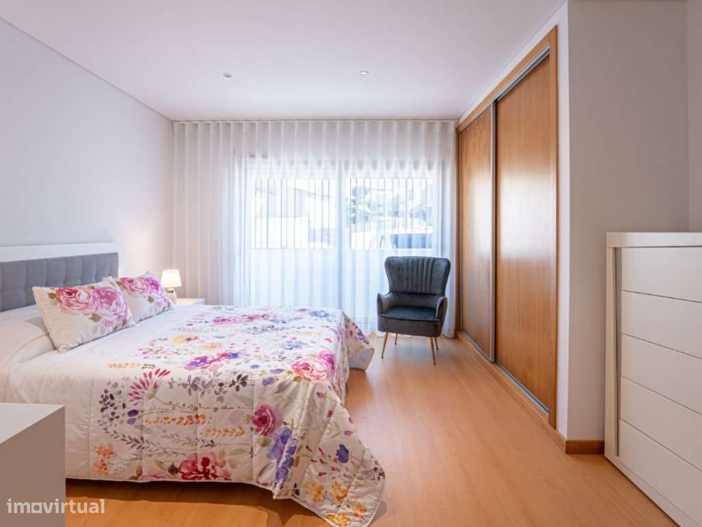 Excelente apartamento T3 com vista mar na Nazaré-11