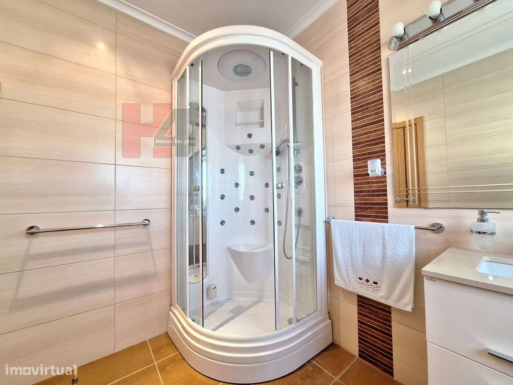 MORADIA T4 NO CENTRO DE ELVAS COM MAIS DE 500M² DE ÁREA-20