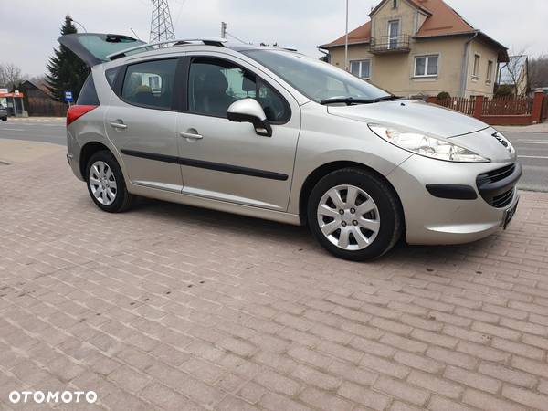 Peugeot 207 1.4 16V Trendy - 5