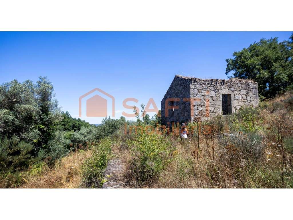 Casa de Campo T6 em Gouveia - Grande imagem: 2/18