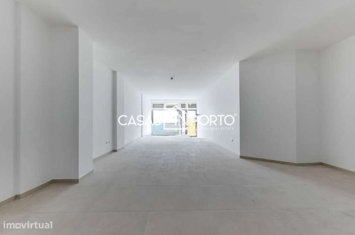 Loja junto a Câmara da Maia - Grande imagem: 5/15