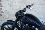 Harley-Davidson Softail Breakout - 32