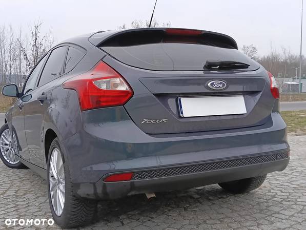 Ford Focus 1.6 16V Style - 16